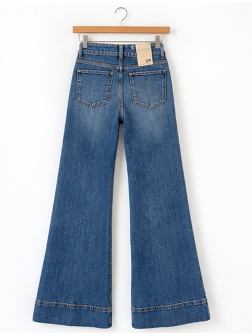 NWT. ALICE + OLIVIA High Rise Wide Leg Jeans Brooklyn Blue Size 28 - Picture 2 of 11